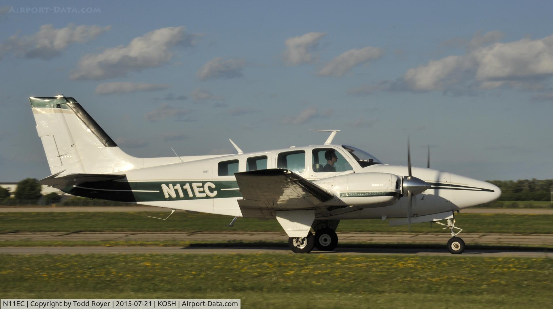 N11EC, 1970 Beech 58 Baron C/N TH-128, Airventure 2015