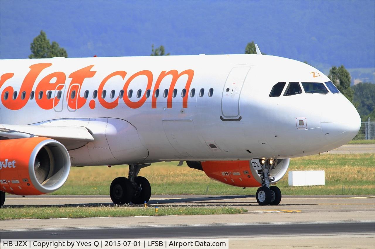 HB-JZX, 2009 Airbus A320-214 C/N 4157, Airbus A320-214, Lining up prior take off rwy 15, Bâle-Mulhouse-Fribourg airport (LFSB-BSL)
