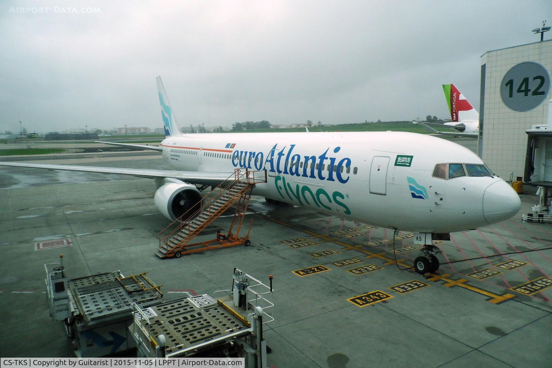 CS-TKS, 2001 Boeing 767-36N/ER C/N 30841, At Lisbon