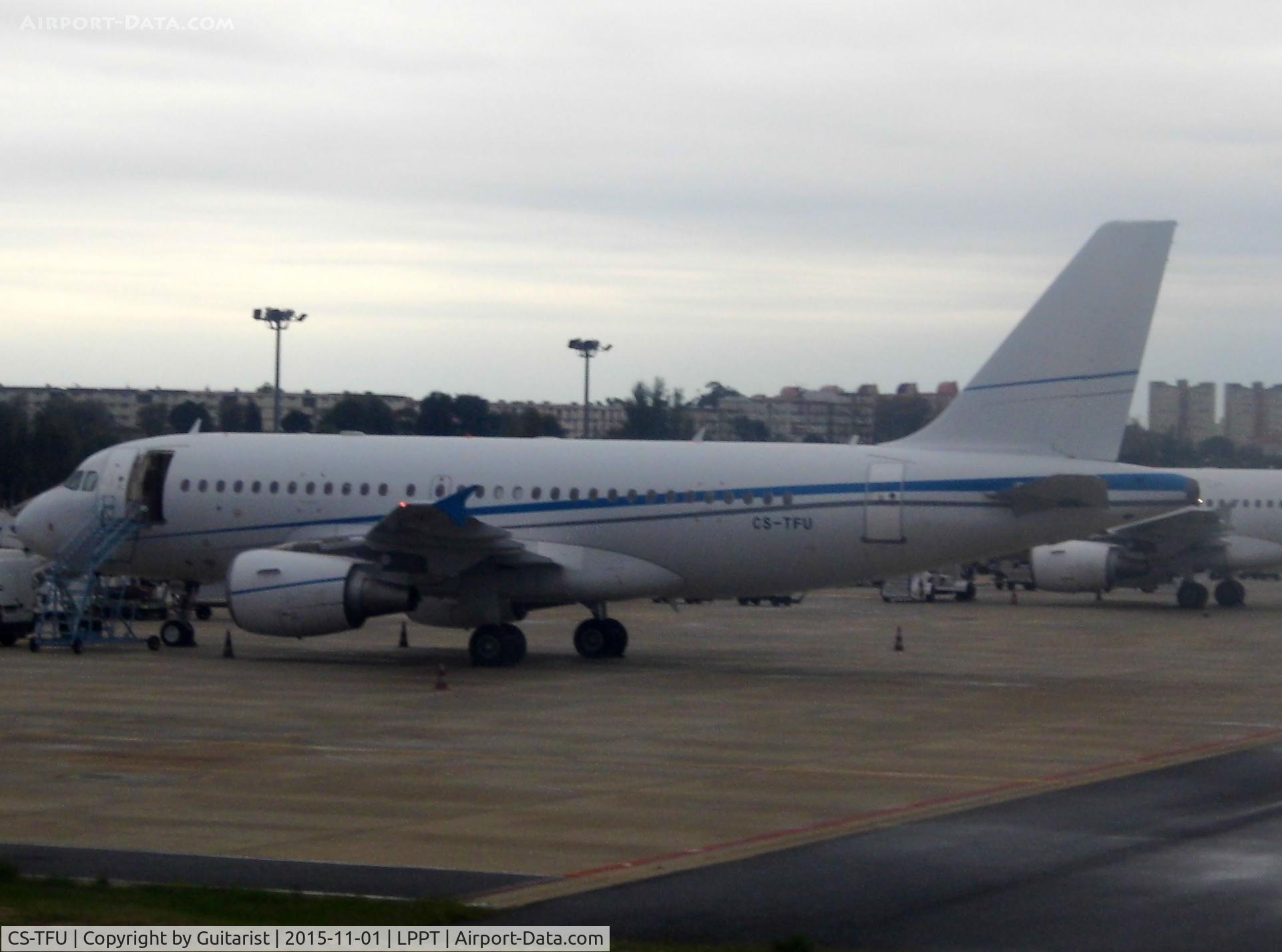 CS-TFU, 2005 Airbus A319-115LR C/N 2440, At Lisbon
