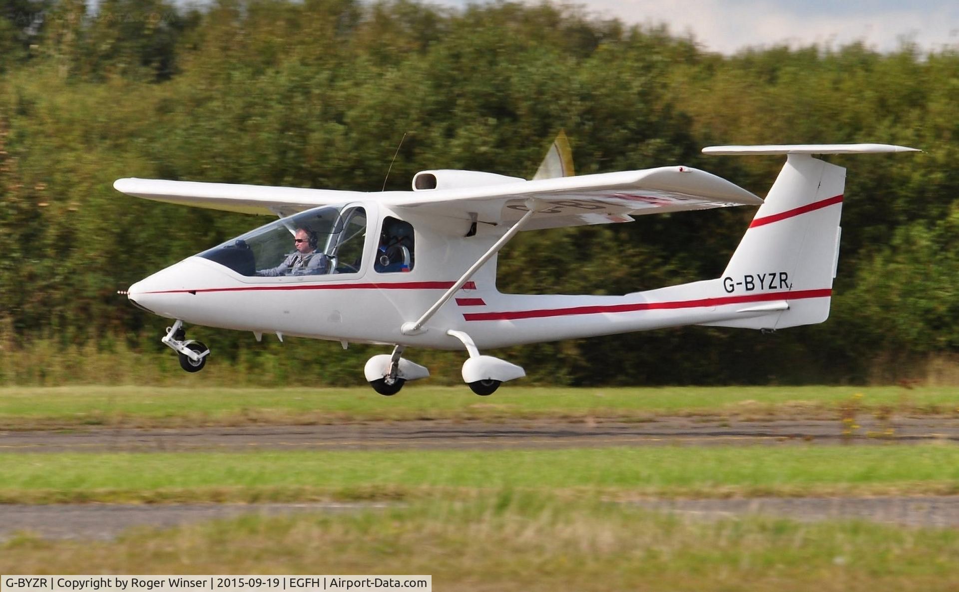 G-BYZR, 1996 Iniziative Industriali Italiane Sky Arrow 650TC C/N C001, Visiting Sky Arrow 650TC departing Runway 22.