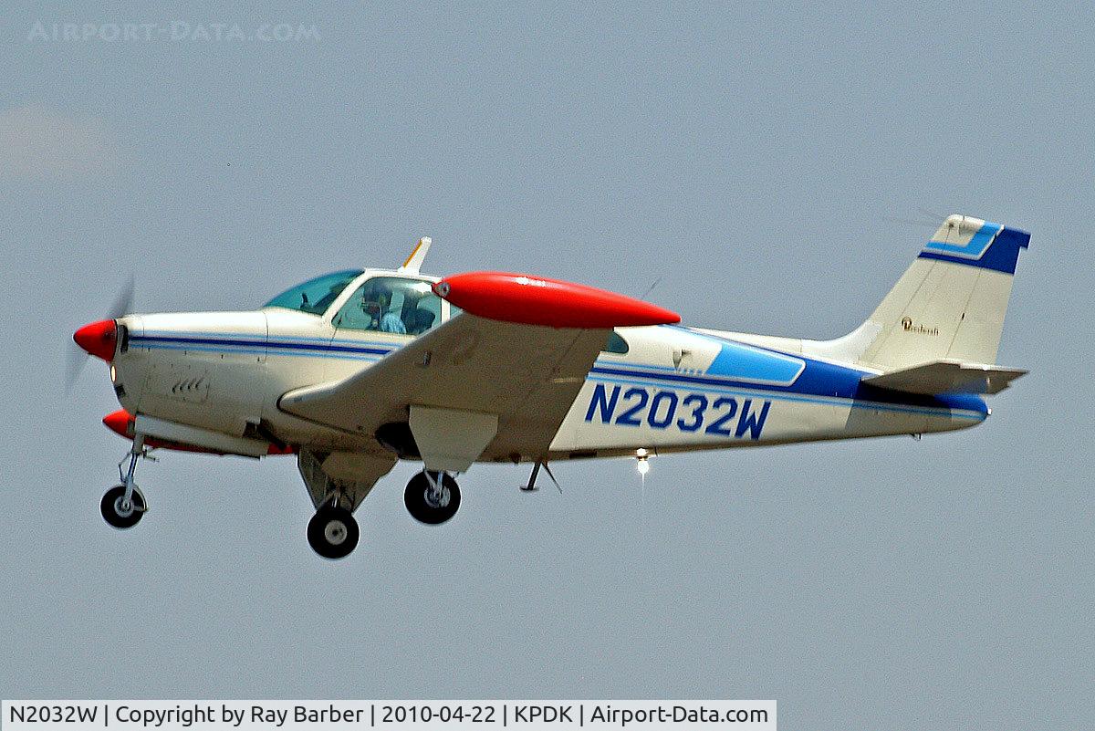 N2032W, 1965 Beech 35-C33 Debonair C/N CD-977, Beech C33 Debonair [CD-977] Atlanta-Dekalb Peachtree~N 22/04/2010