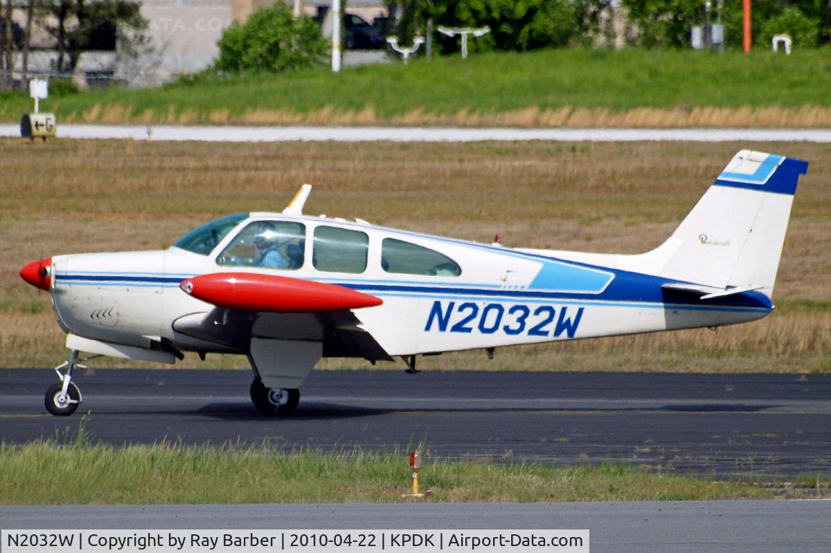 N2032W, 1965 Beech 35-C33 Debonair C/N CD-977, Beech C33 Debonair [CD-977] Atlanta-Dekalb Peachtree~N 22/04/2010