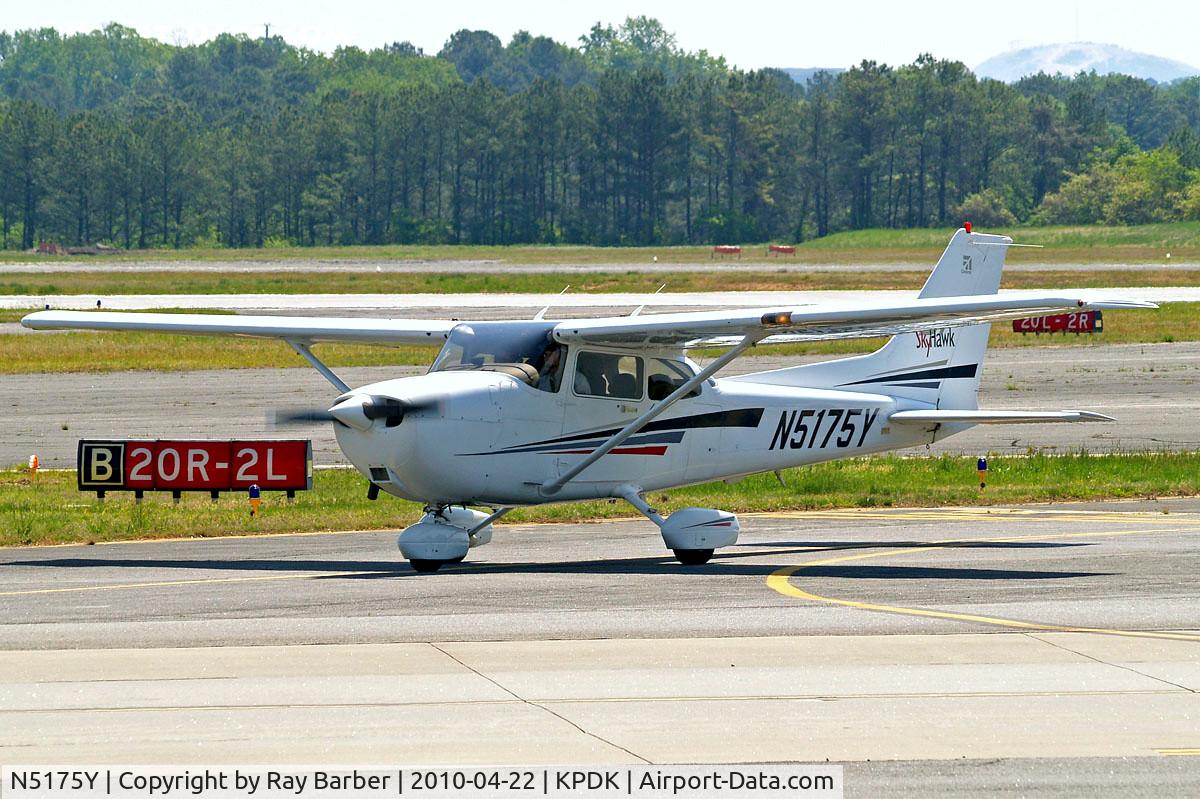 N5175Y, 2002 Cessna 172S C/N 172S9050, Cessna 172S Skyhawk SP [172S-9050] Atlanta-Dekalb Peachtree~N 22/04/2010