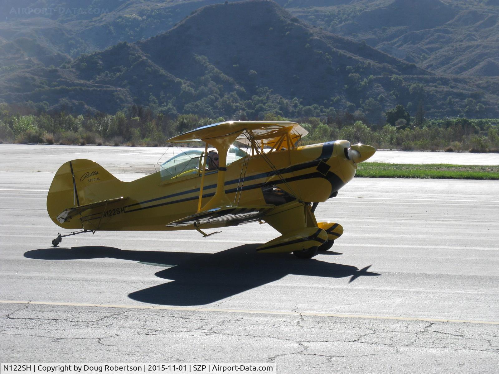 N122SH, 1976 Pitts S-1S Special C/N 20934, 1976 Eberle PITTS S1-S SPECIAL 'Sue Huang', Lycoming IO-360 180 Hp, 4 ailerons, taxi to hangar