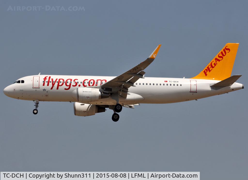 TC-DCH, 2015 Airbus A320-216 C/N 6619, Landing rwy 31R