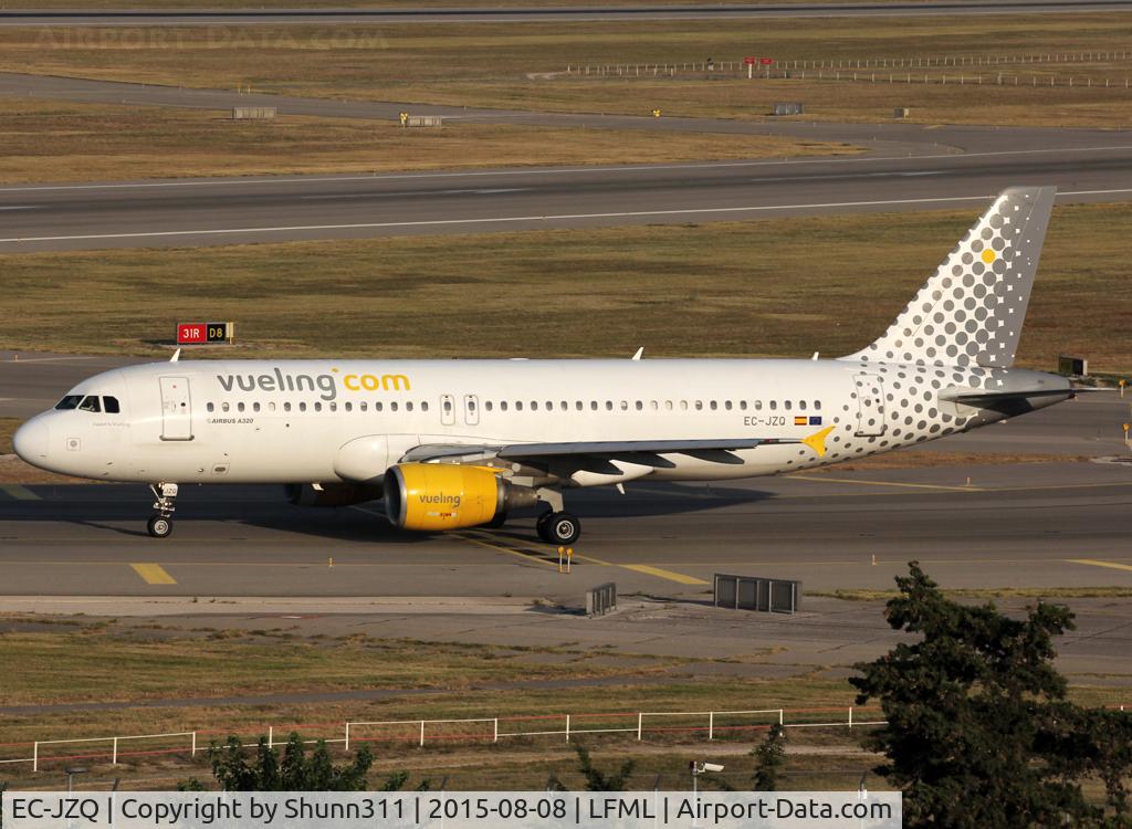 EC-JZQ, 1999 Airbus A320-214 C/N 992, Lining up rwy 31R for departure... 'Thanks / Gracias' titles removed