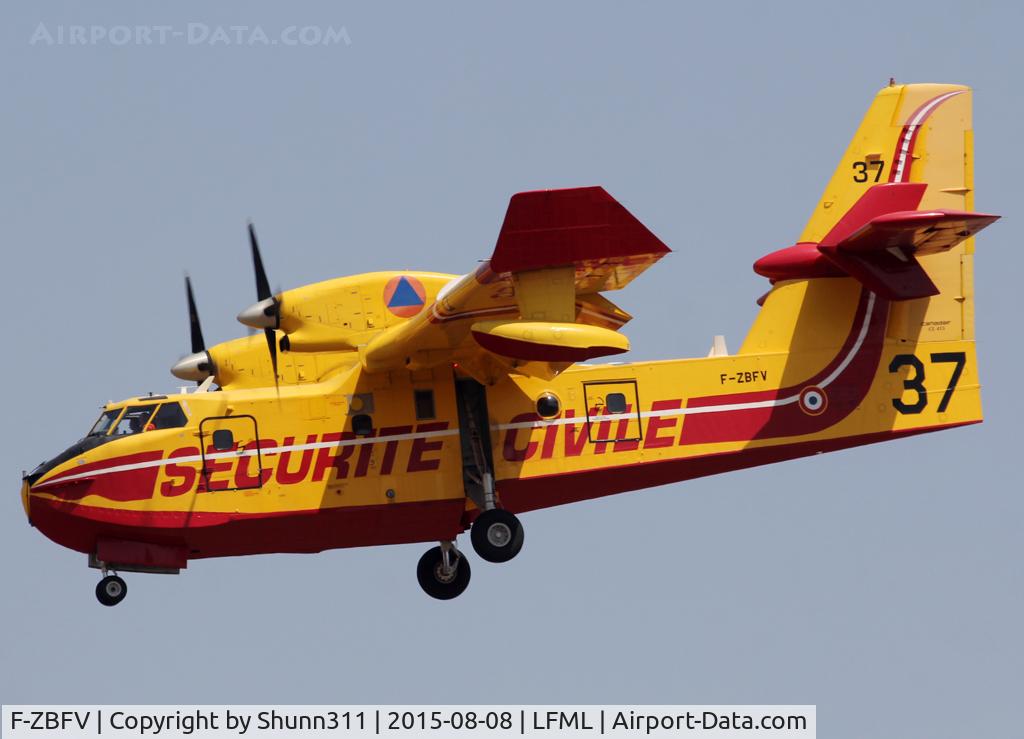 F-ZBFV, Canadair CL-215-6B11 CL-415 C/N 2013, Landing rwy 31R
