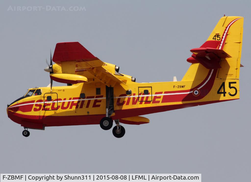 F-ZBMF, Canadair CL-215-6B11 CL-415 C/N 2045, Landing rwy 31R