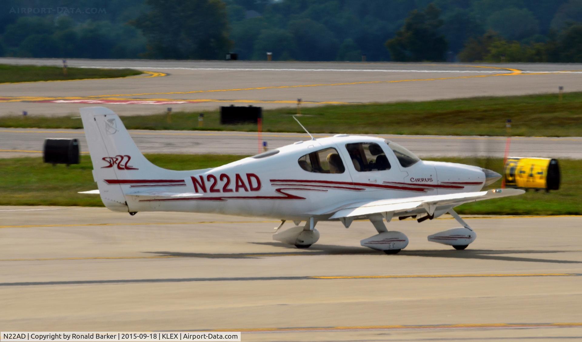N22AD, 2003 Cirrus SR22 C/N 0531, Taxi Lexington