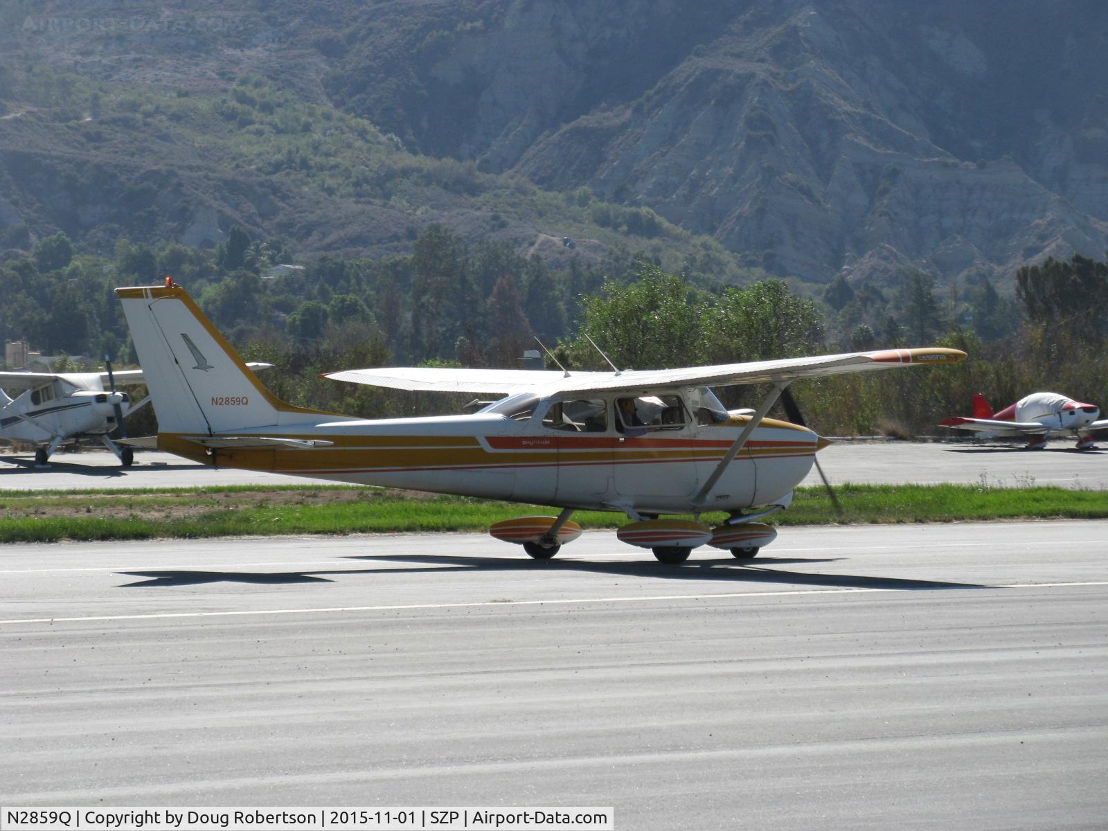 N2859Q, 1971 Cessna 172L C/N 17259859, 1971 Cessna 172L SKYHAWK, Lycoming O-320-E2D 150 Hp, landing roll Rwy 22