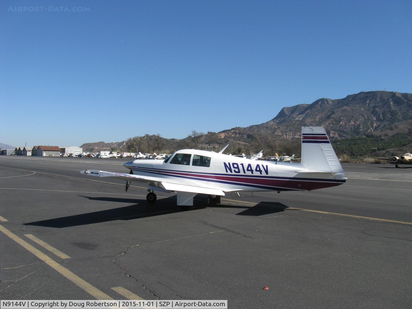 N9144V, 1969 Mooney M20E C/N 690029, 1969 Mooney M20E CHAPARRAL, Lycoming IO-360-A1A 200 Hp, electric gear, flaps, one-piece windshield, 52 gallons fuel, taxi