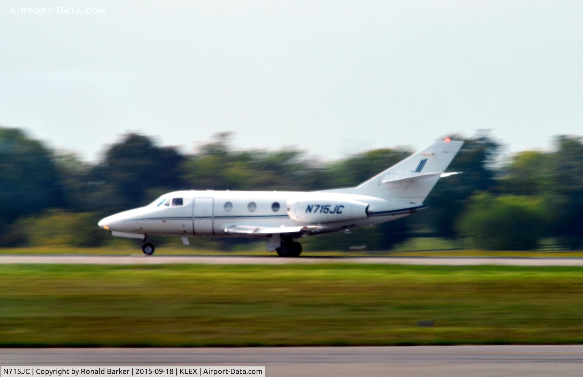 N715JC, 1977 Dassault Falcon 10 C/N 99, Takeoff Lexington