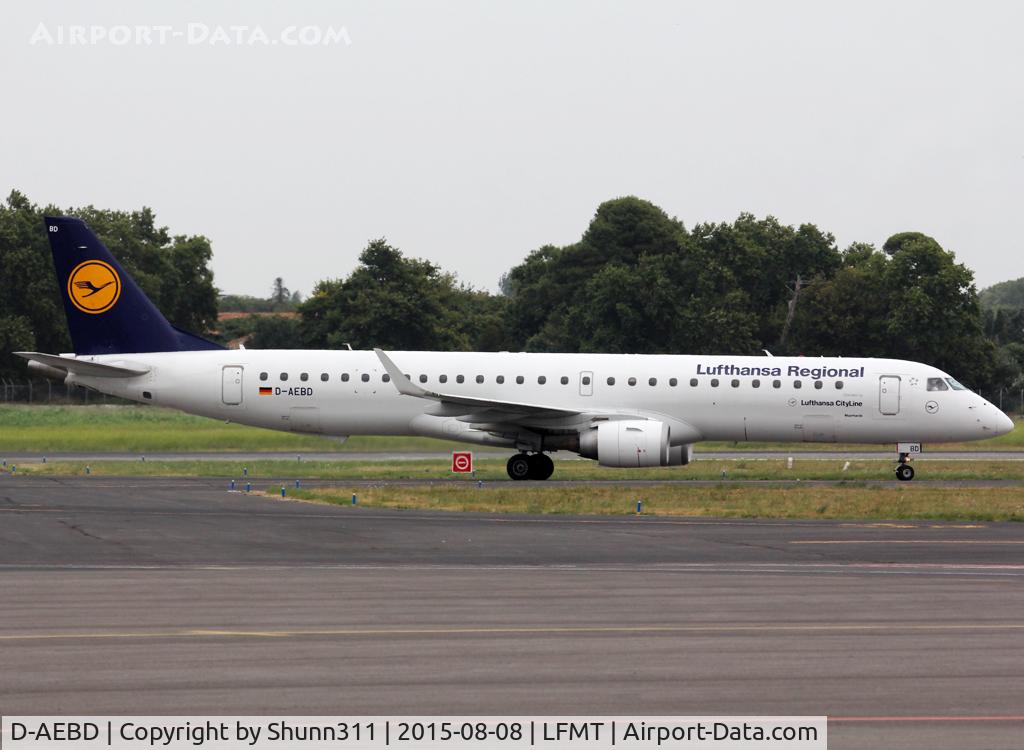 D-AEBD, 2009 Embraer 195LR (ERJ-190-200LR) C/N 19000324, Taxiing to the Terminal...