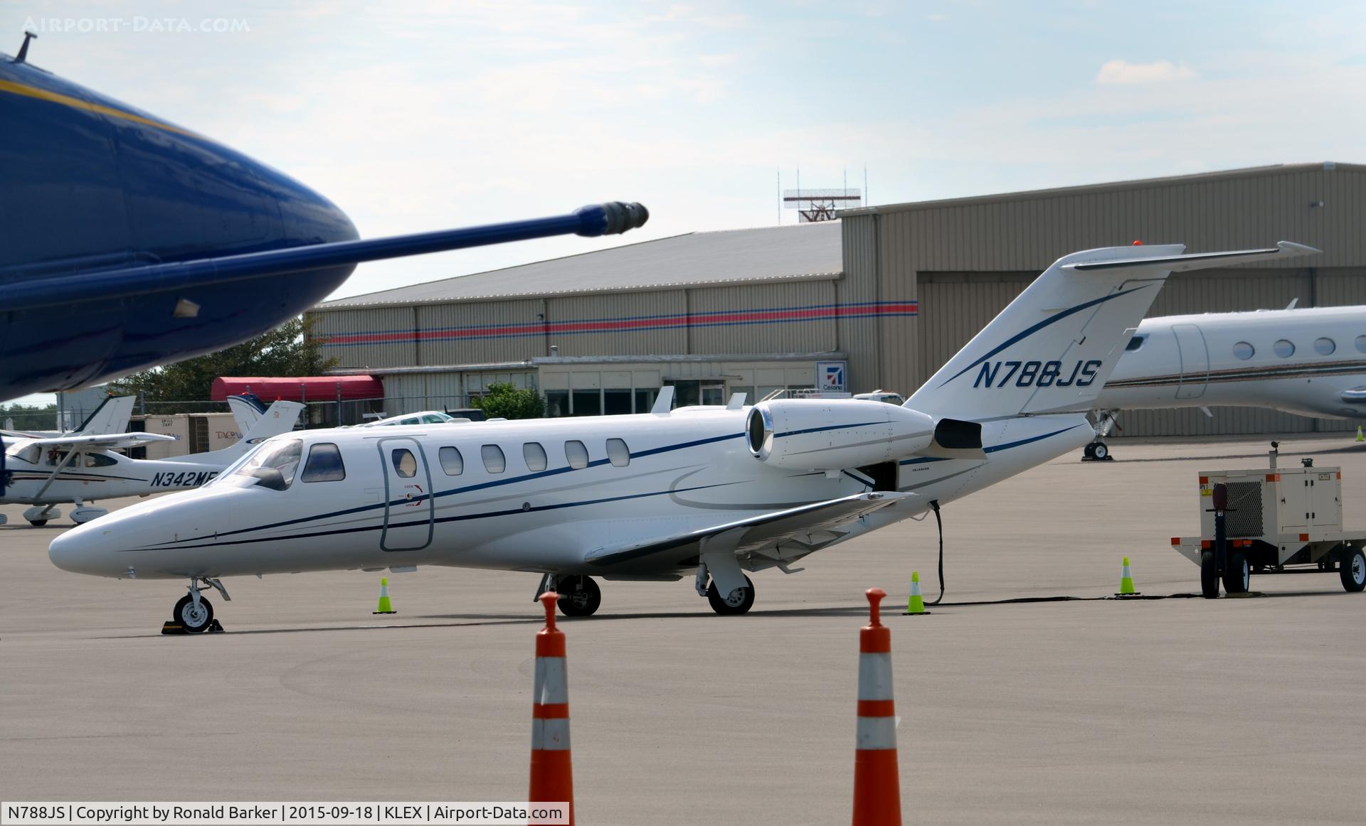 N788JS, 2004 Cessna 525A C/N 525A-0216, Lexington