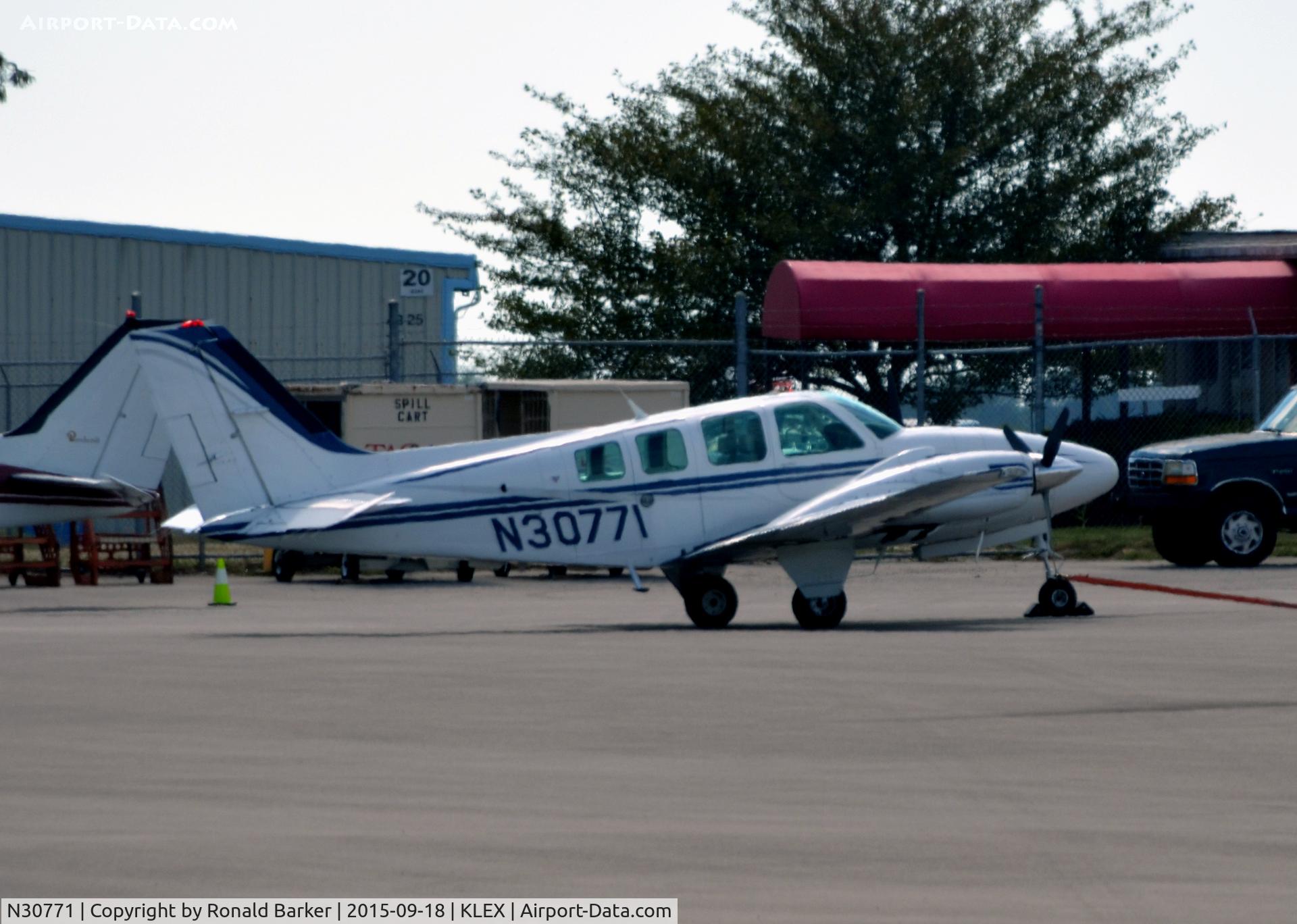 N30771, 1987 Beech 58 Baron C/N TH-1518, Lexington