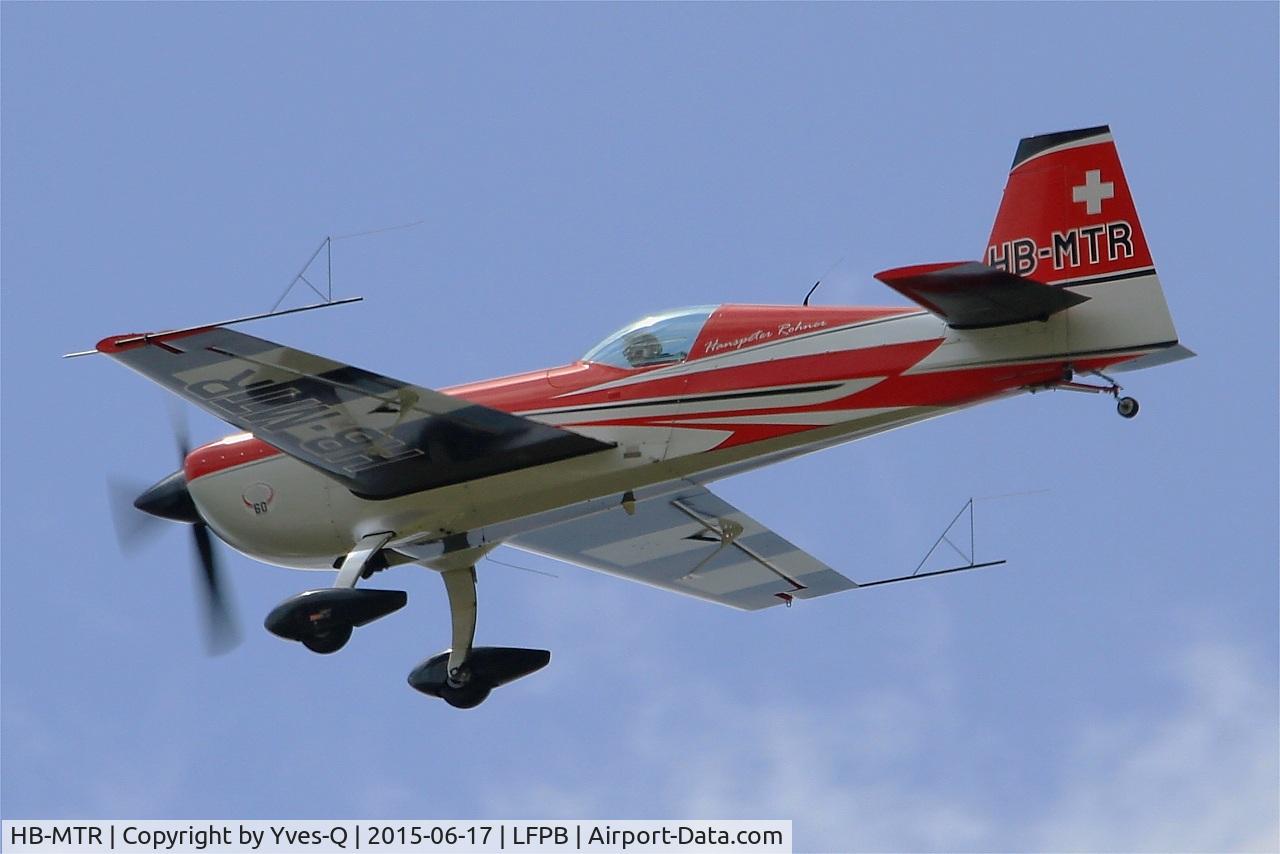 HB-MTR, 2011 Extra EA-330SC C/N SC027, Extra EA-330SC, On display, Paris-Le Bourget (LFPB-LBG) Air show 2015