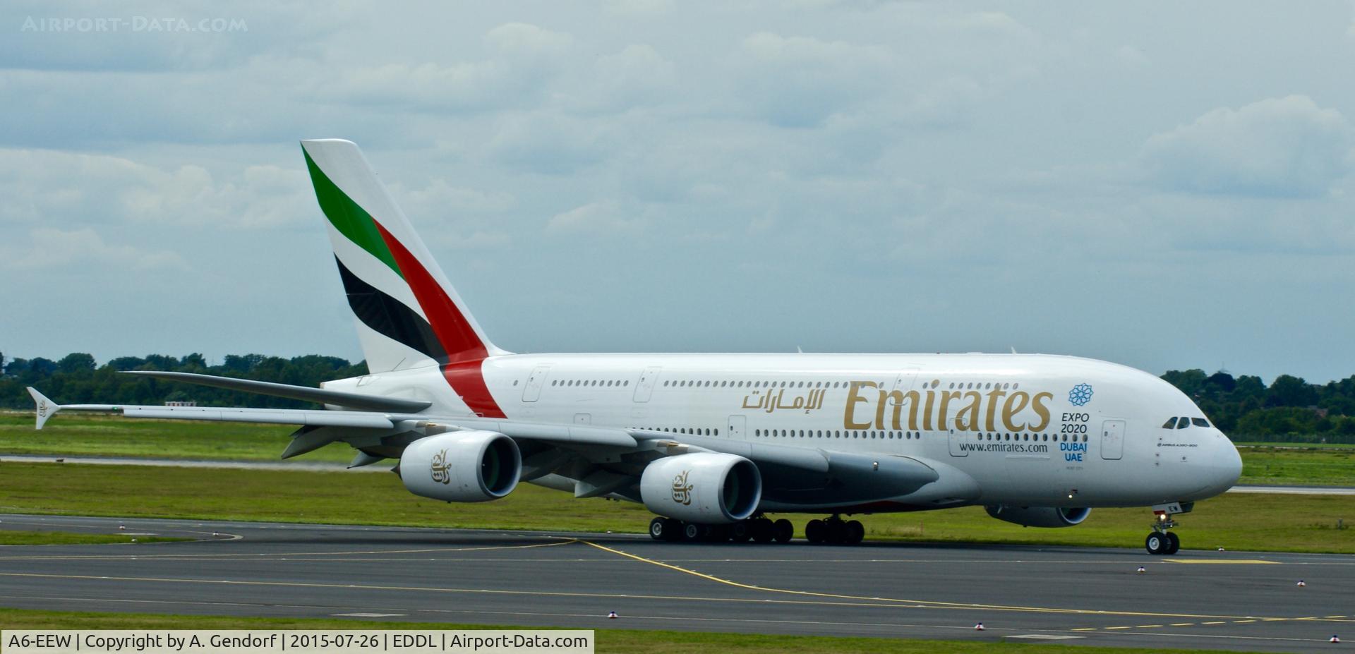 A6-EEW, 2013 Airbus A380-861 C/N 153, Emirates, is here taxiing at Düsseldorf Int'l(EDDL)