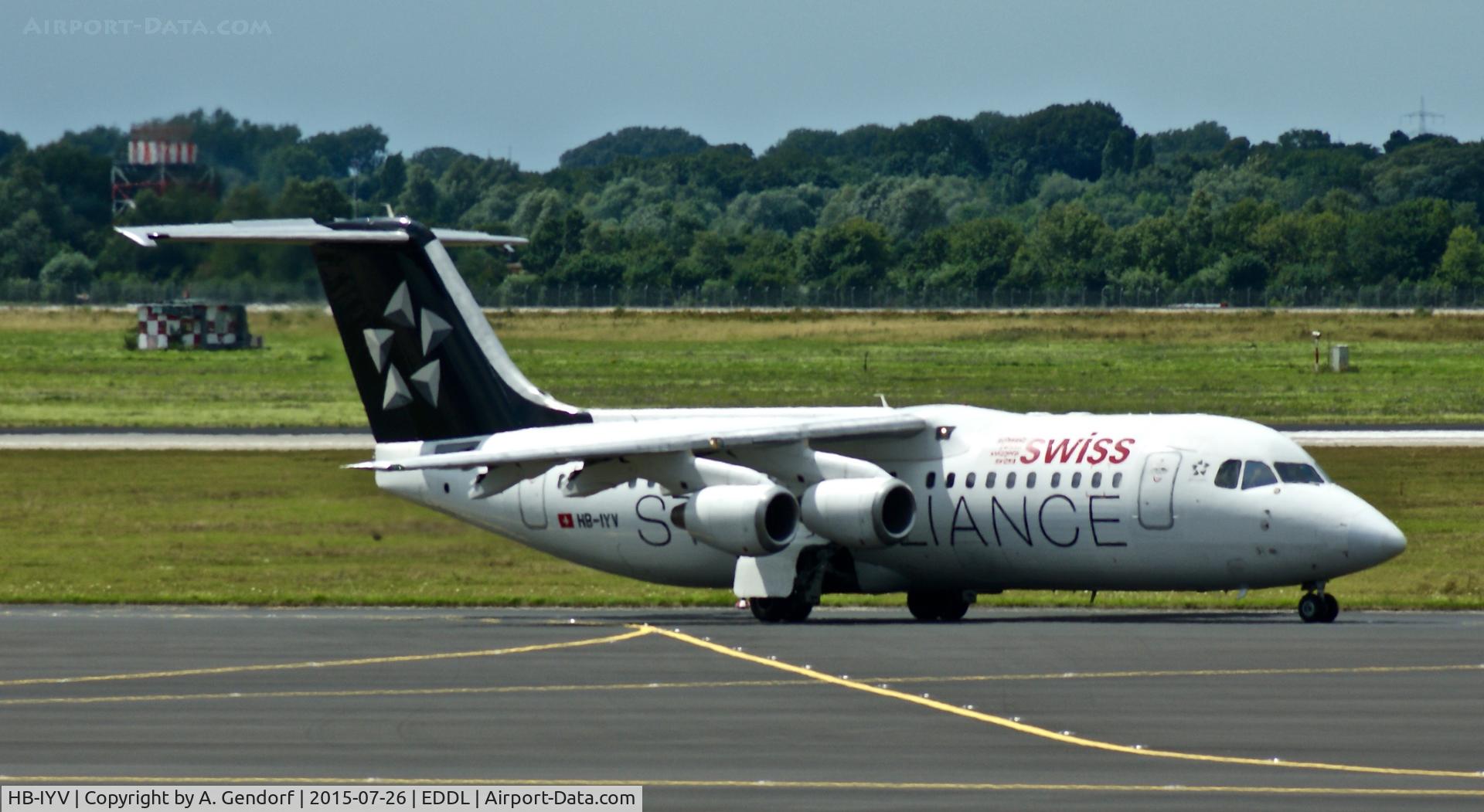 HB-IYV, 2000 British Aerospace Avro 146-RJ100 C/N E3377, Swiss (