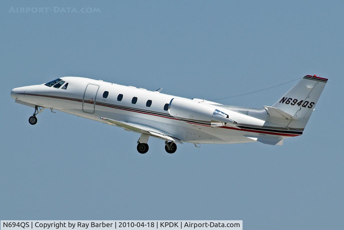 N694QS, 2001 Cessna 560XL C/N 560-5194, Cessna Citation Excel [560-5194] (NetJets) Atlanta-Dekalb Peachtree~N 18/04/2010