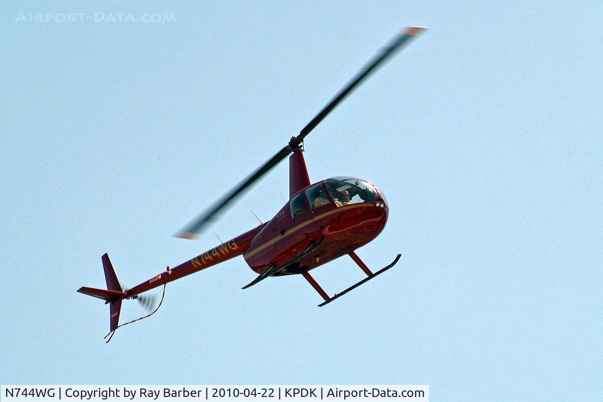 N744WG, 2007 Robinson R44 II C/N 11635, Robinson R-44 Raven II [11635] Atlanta-Dekalb Peachtree~N 22/04/2010