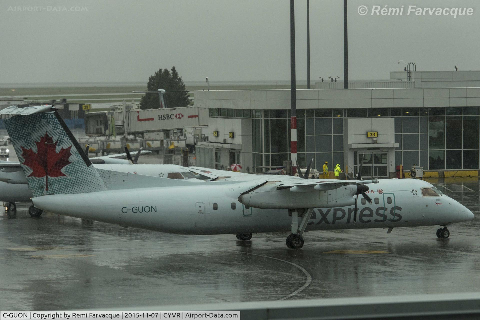 C-GUON, 1989 De Havilland Canada DHC-8-301 Dash 8 C/N 143, Arriving to gate, C-wing.