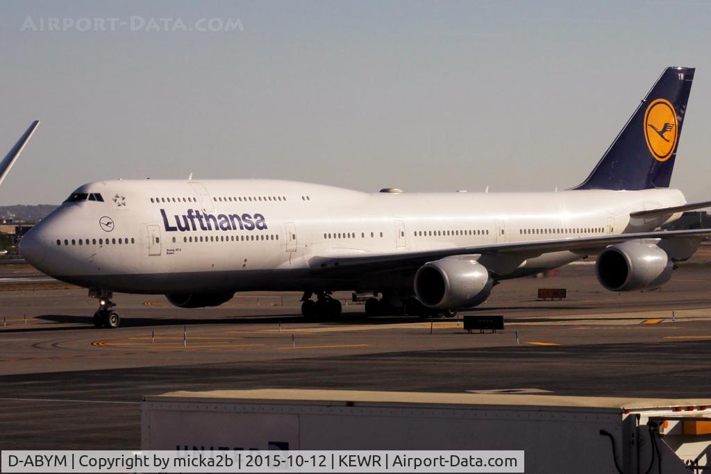 D-ABYM, 2014 Boeing 747-830 C/N 37837, Taxiing