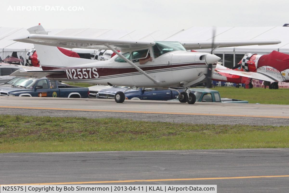 N2557S, Cessna TR182 Turbo Skylane RG C/N R18201349, Arriving at Lakeland during Sun N Fun 2013