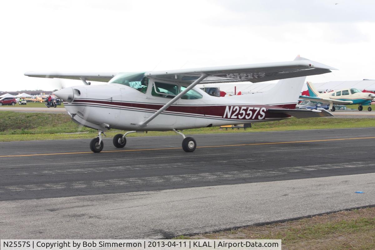 N2557S, Cessna TR182 Turbo Skylane RG C/N R18201349, Arriving at Lakeland during Sun N Fun 2013