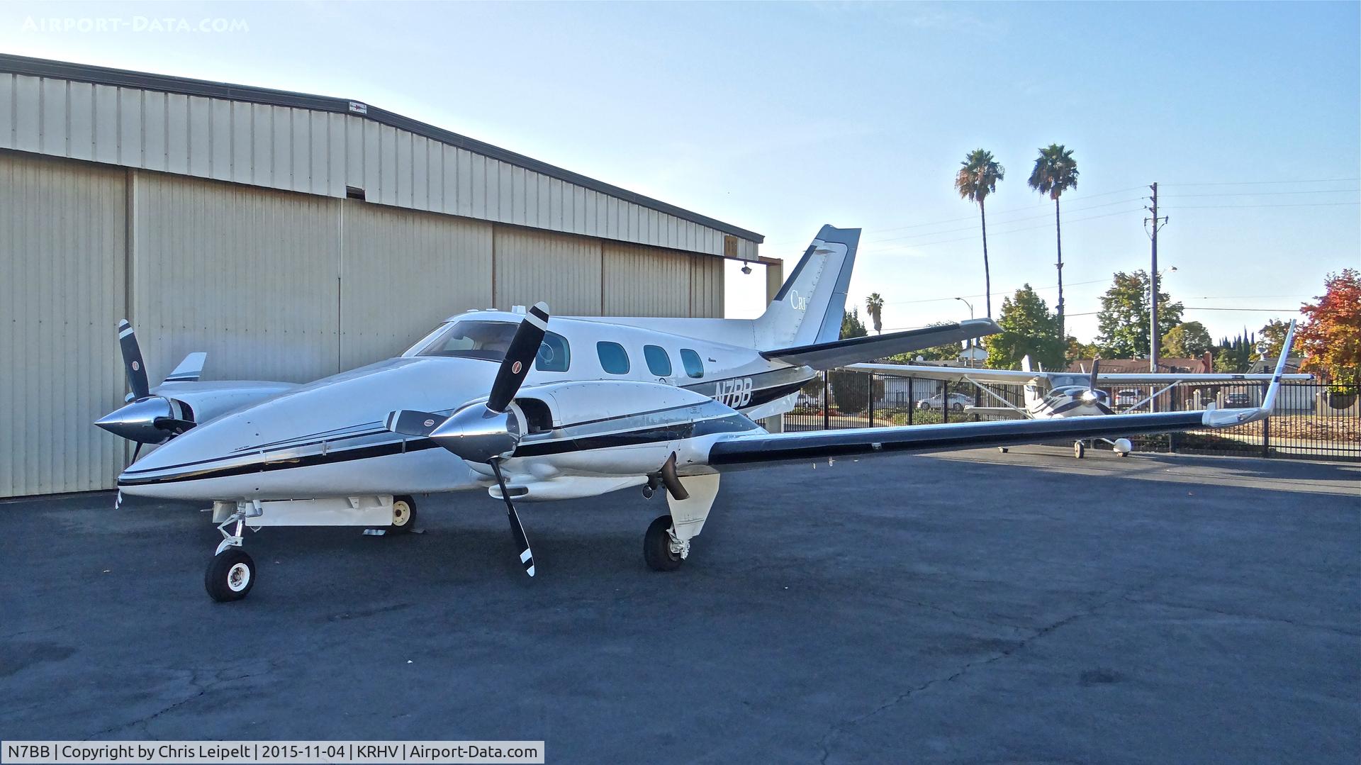 N7BB, 1976 Beech B-60 Duke C/N P-402, DJB Asset Management LLC (Oakdale, CA) 1976 Beechcraft Duke sitting in front of the Aerial Avionics hangar at Reid Hillview Airport, San Jose, CA.