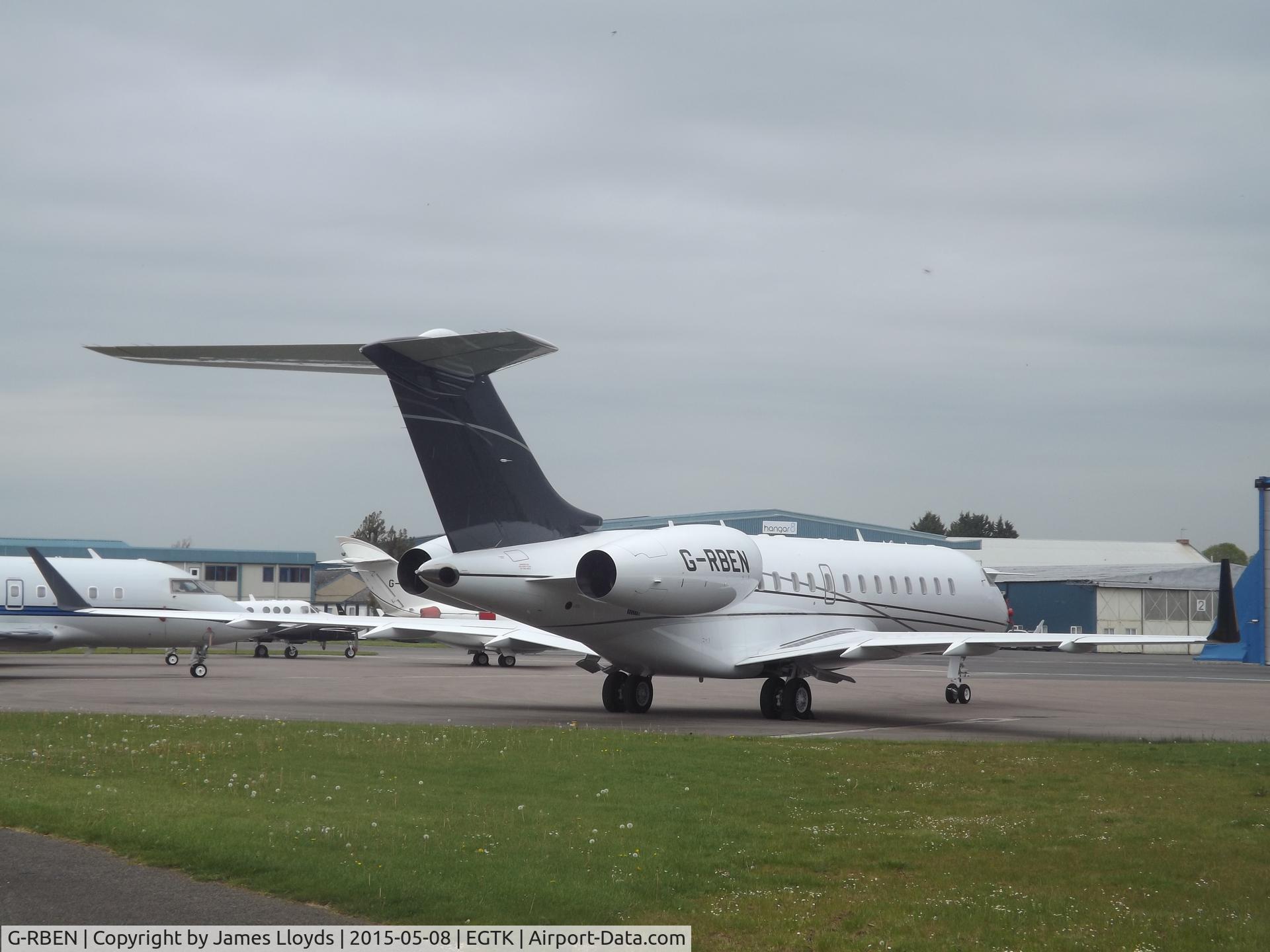 G-RBEN, 2001 Bombardier BD-700-1A10 Global Express C/N 9083, G-RBEN is the owners of London Oxford Airport David and Simon reuben jet.