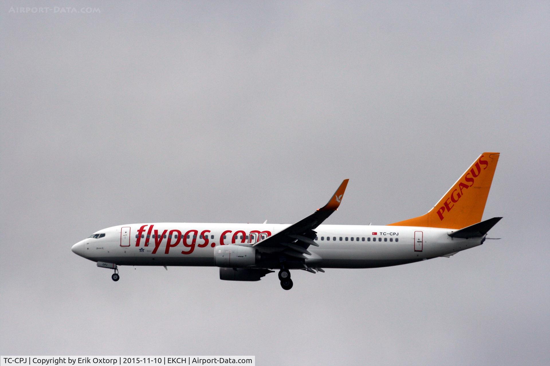 TC-CPJ, 2013 Boeing 737-82R C/N 40881, TC-CPJ landing rw 22L