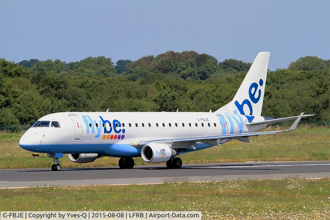 G-FBJE, 2012 Embraer 175STD (ERJ-170-200) C/N 17000336, Embraer ERJ-175STD, Taxiing to holding point rwy 07R, Brest-Bretagne airport (LFRB-BES)