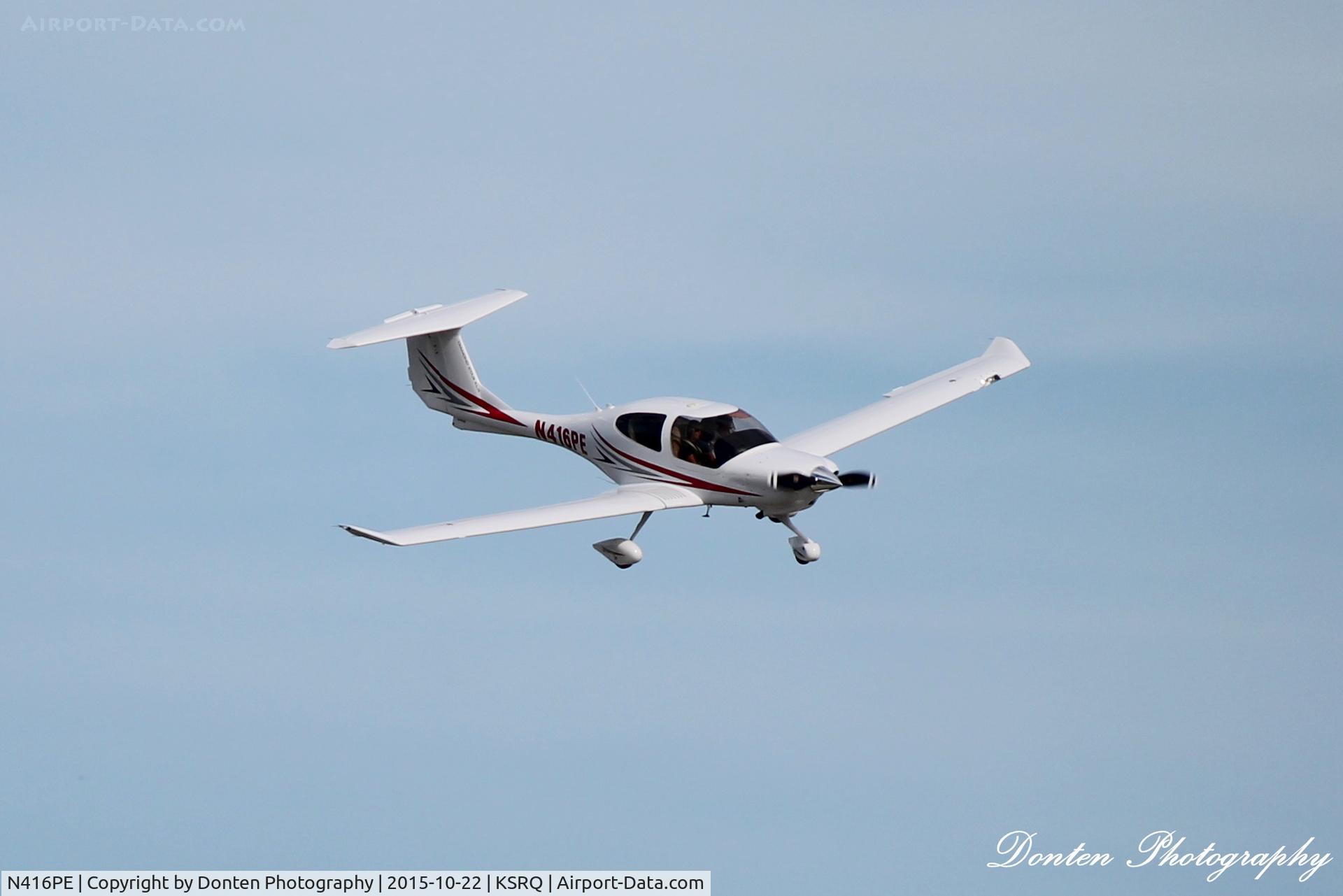 N416PE, Diamond DA-40 Diamond Star C/N 40.1124, Diamond Star (N416PE) on approach to Sarasota-Bradenton International Airport
