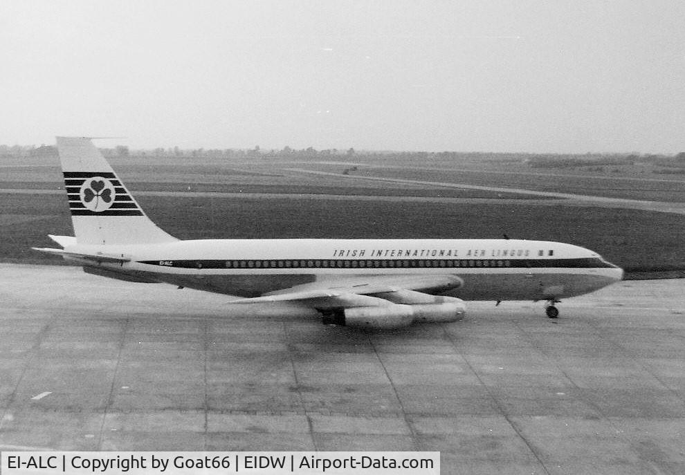 EI-ALC, 1961 Boeing 720-048 C/N 18043, Taken during the summer of '65 at a very quiet Dublin airport.