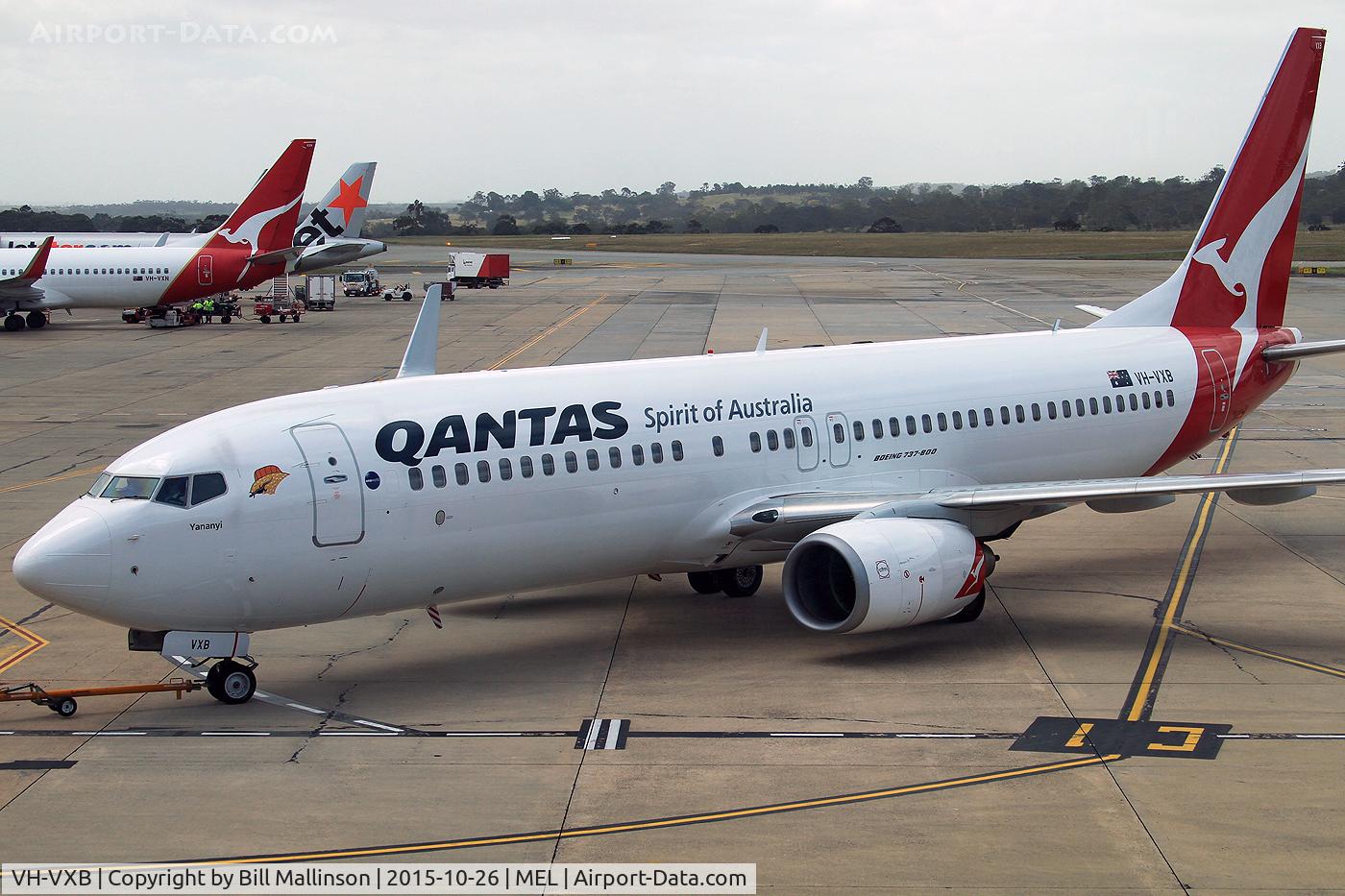 VH-VXB, 2001 Boeing 737-838 C/N 30101, pushing back