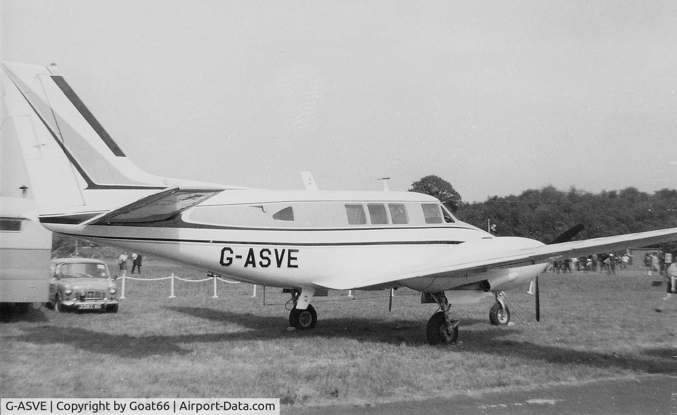 G-ASVE, 1964 Beech 65-A80 Queen Air C/N LD-185, Looking very smart, at Biggin Hill May 1965