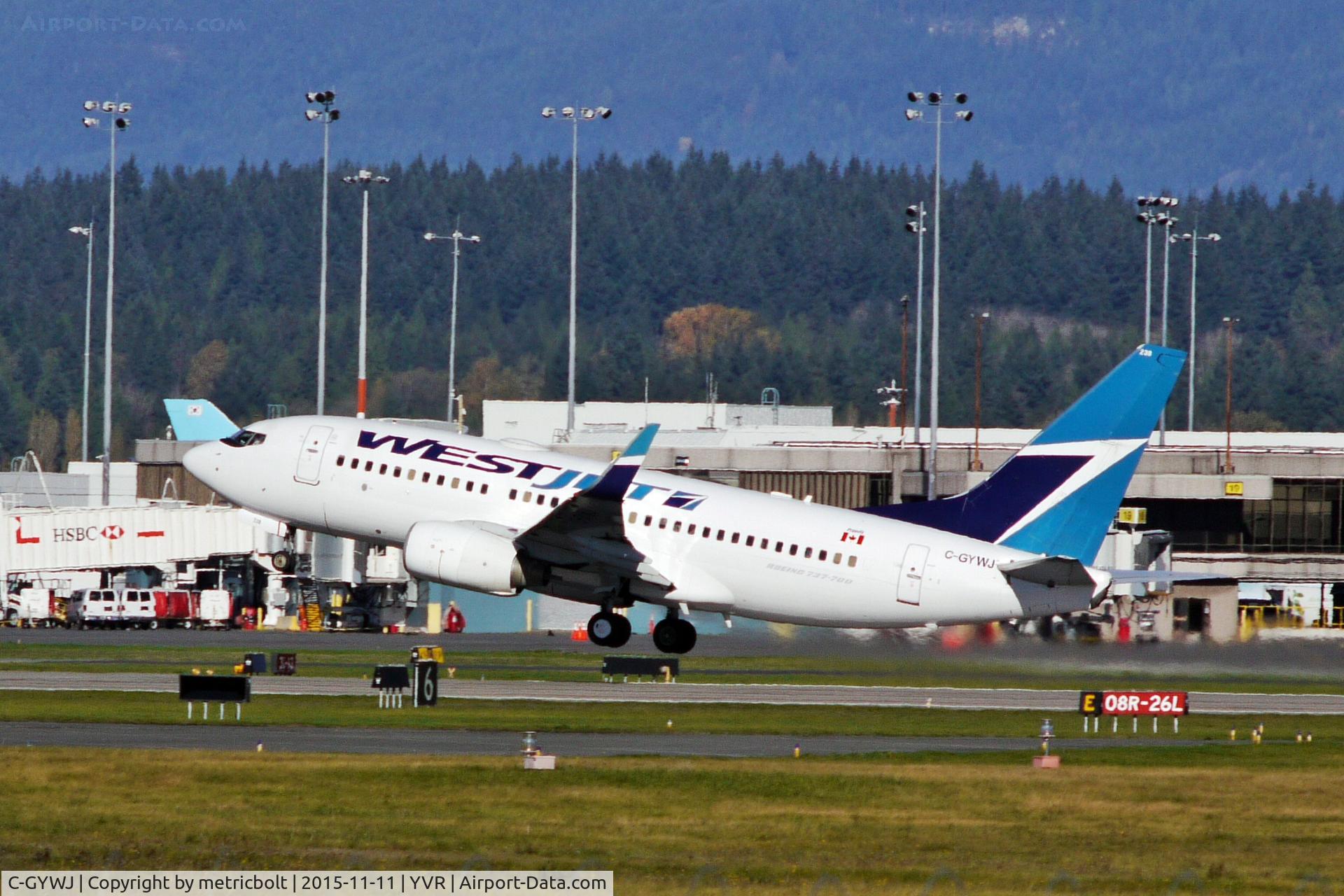 C-GYWJ, 2006 Boeing 737-7CT C/N 32772, Departure from YVR