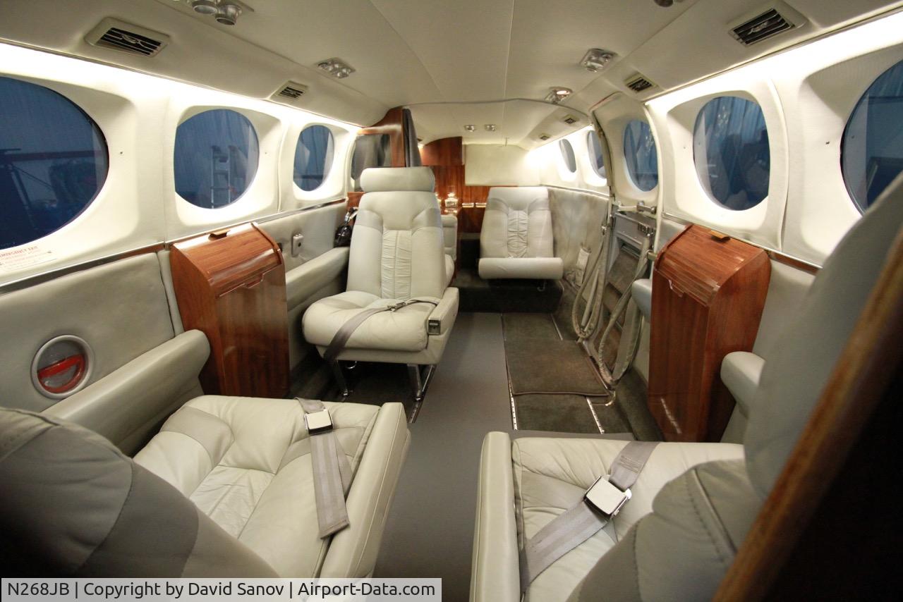 N268JB, 1980 Cessna 421C Golden Eagle C/N 421C0866, N268JB Interior