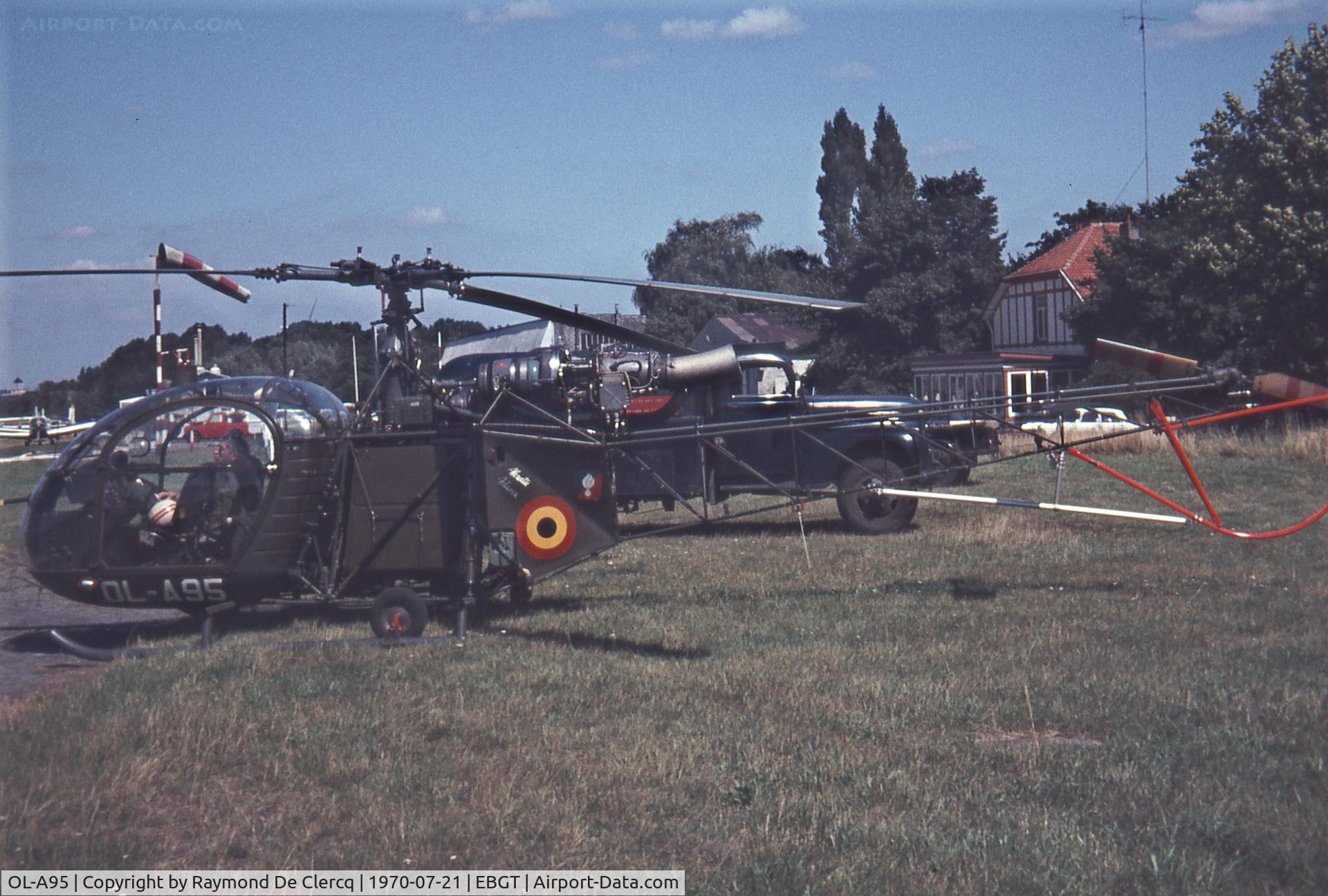 OL-A95, 1969 Sud Aviation SA-318C Alouette II C/N 2103, Waiting to take-off for traffic control on highway E40 between Brussels and Ostend.