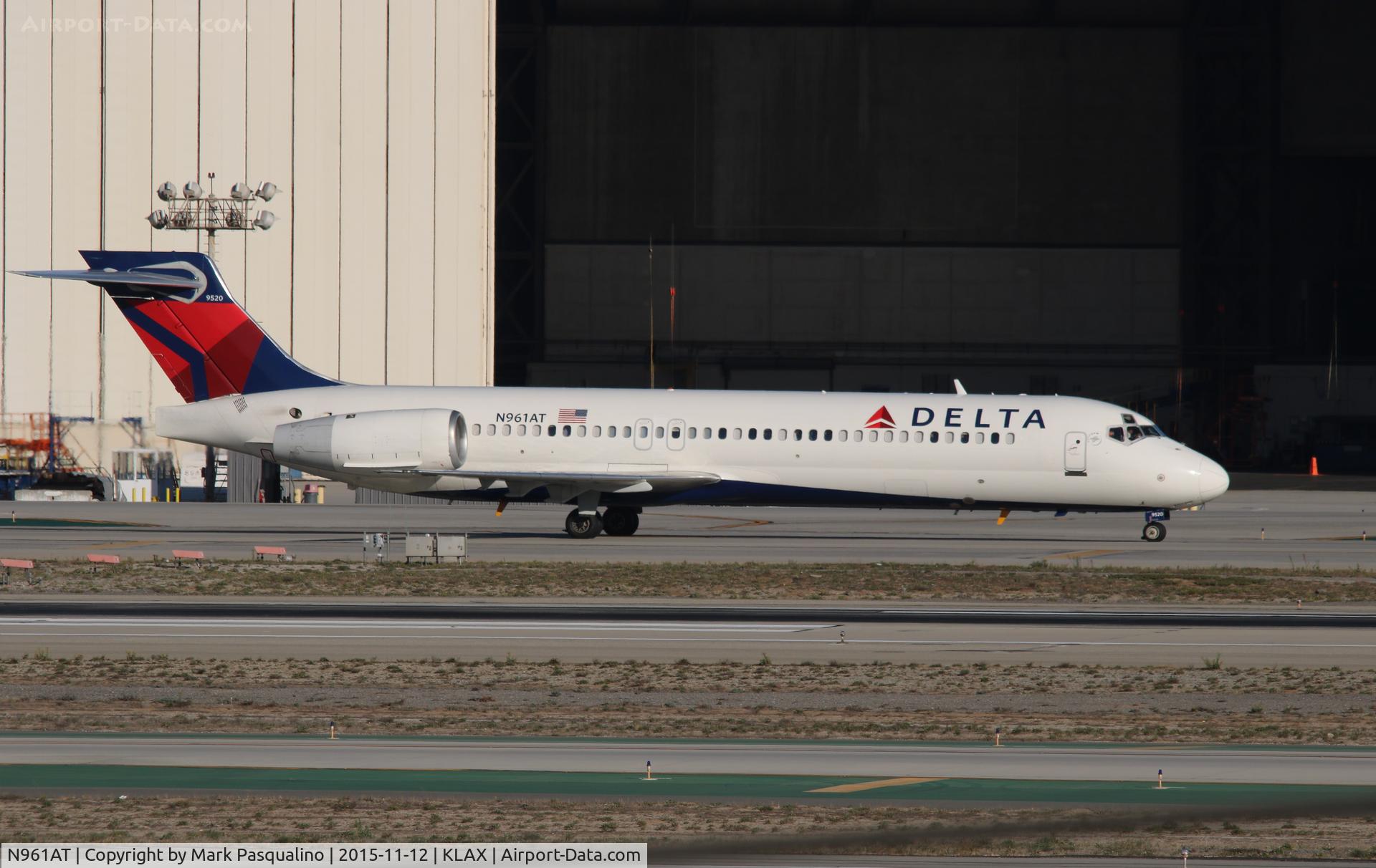 N961AT, 2001 Boeing 717-200 C/N 55023, Boeing 717-200