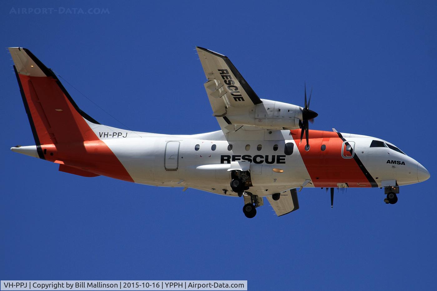 VH-PPJ, 1995 Dornier 328-100 C/N 3059, finals to 24