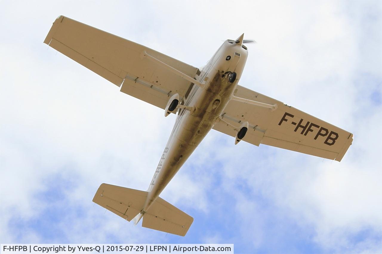 F-HFPB, 2007 Cessna 172S Skyhawk SP C/N 172S10637, Cessna 172-S Skyhawk, Short approach rwy 25R, Toussus-Le-Noble airport (LFPN-TNF)