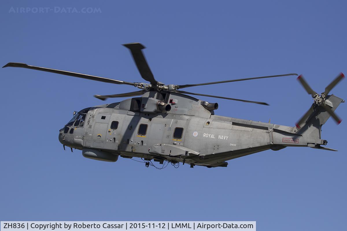ZH836, 1999 AgustaWestland EH-101 Merlin HM1 (Mk111) C/N 50072/RN16, Landing Park 7