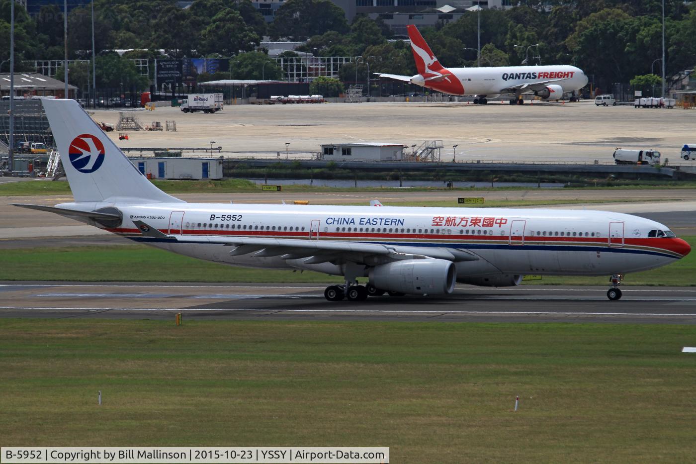 B-5952, 2014 Airbus A330-243 C/N 1547, lining up on 16R