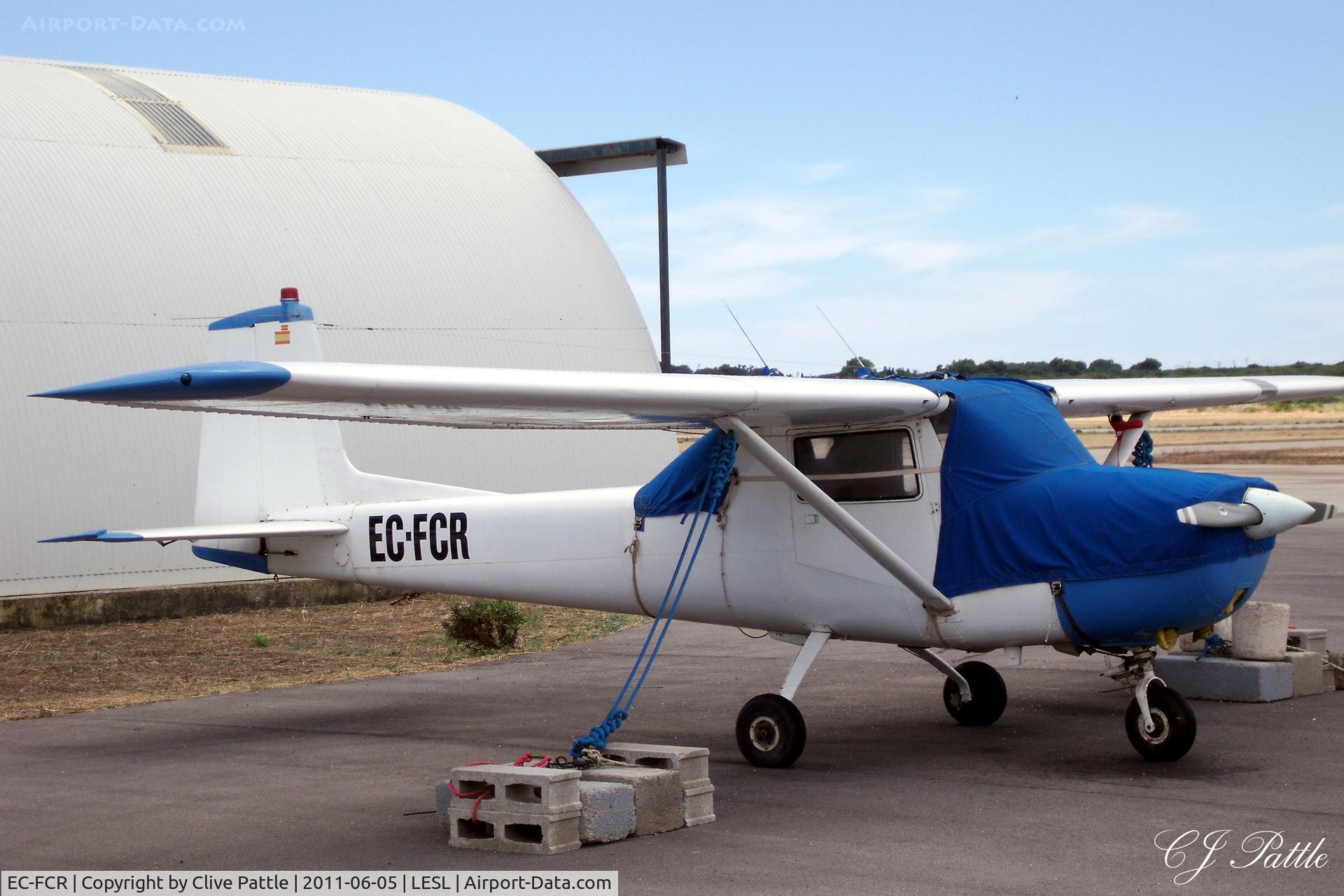 EC-FCR, 1964 Cessna 150E C/N 150-60906, Parked up in the sun