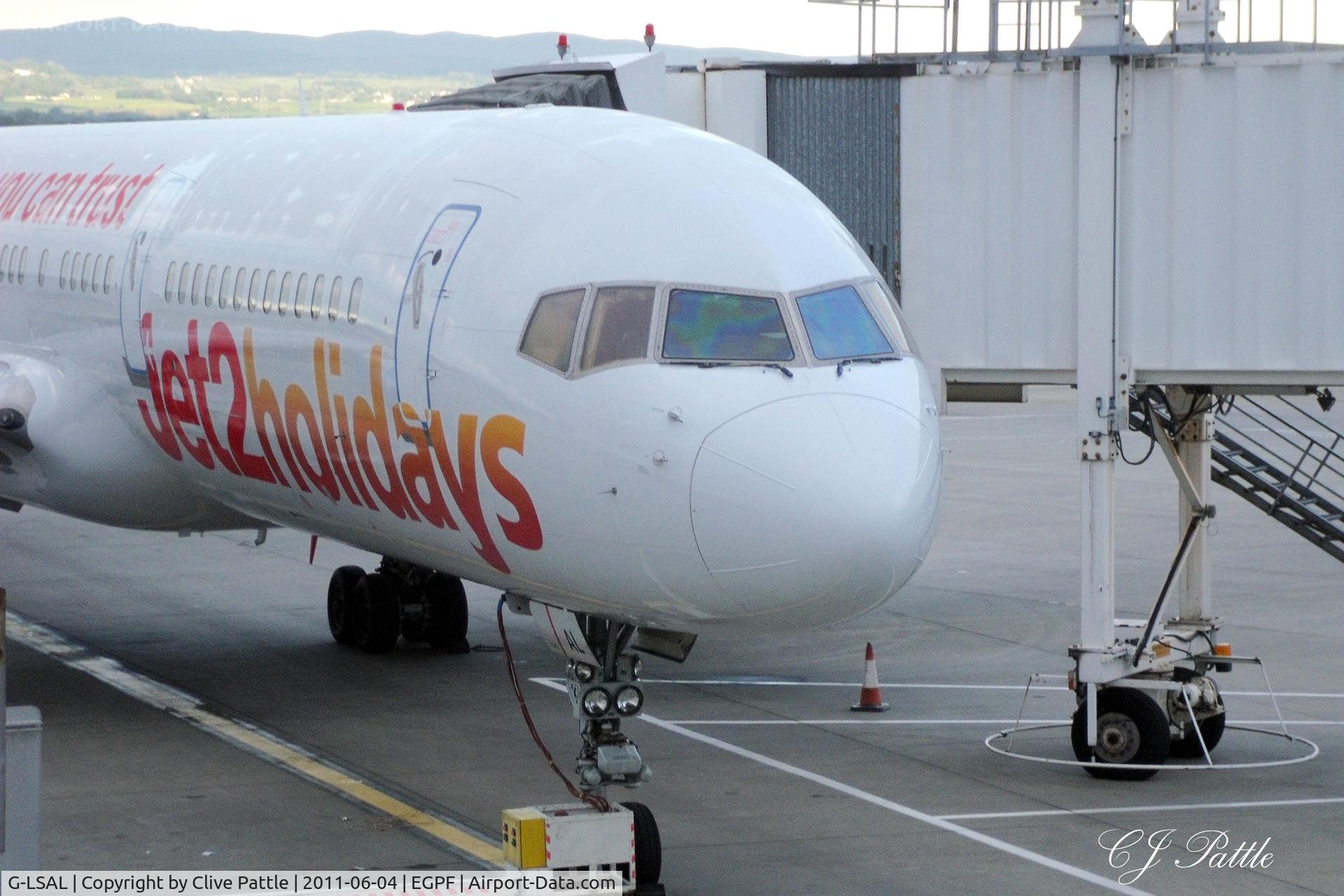 G-LSAL, 1993 Boeing 757-204 C/N 26967, At the gate at Glasgow International EGPF prior to its flight to Mahon LEMH