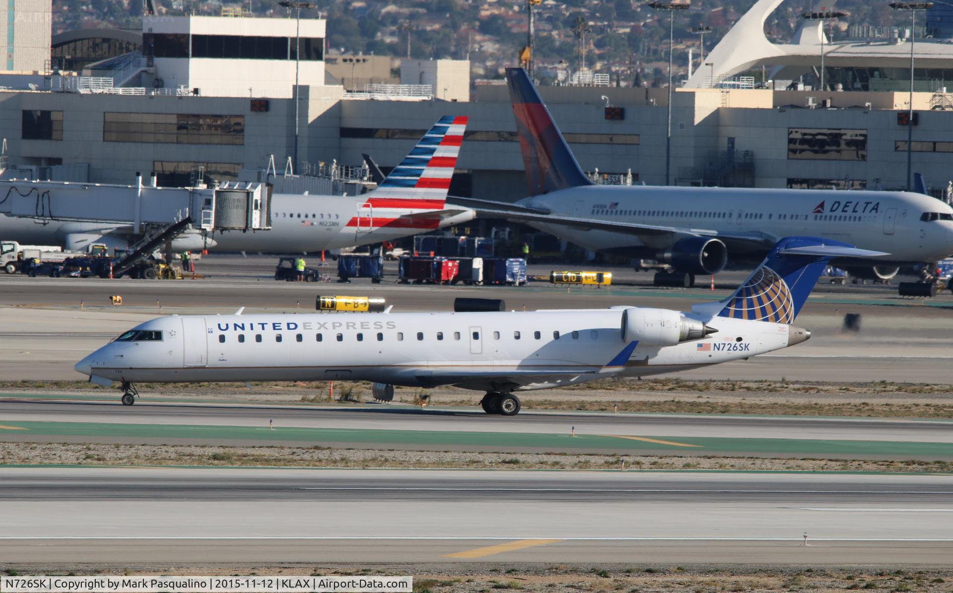 N726SK, 2005 Bombardier CRJ-701ER (CL-600-2C10) Regional Jet C/N 10190, CL-600-2C10