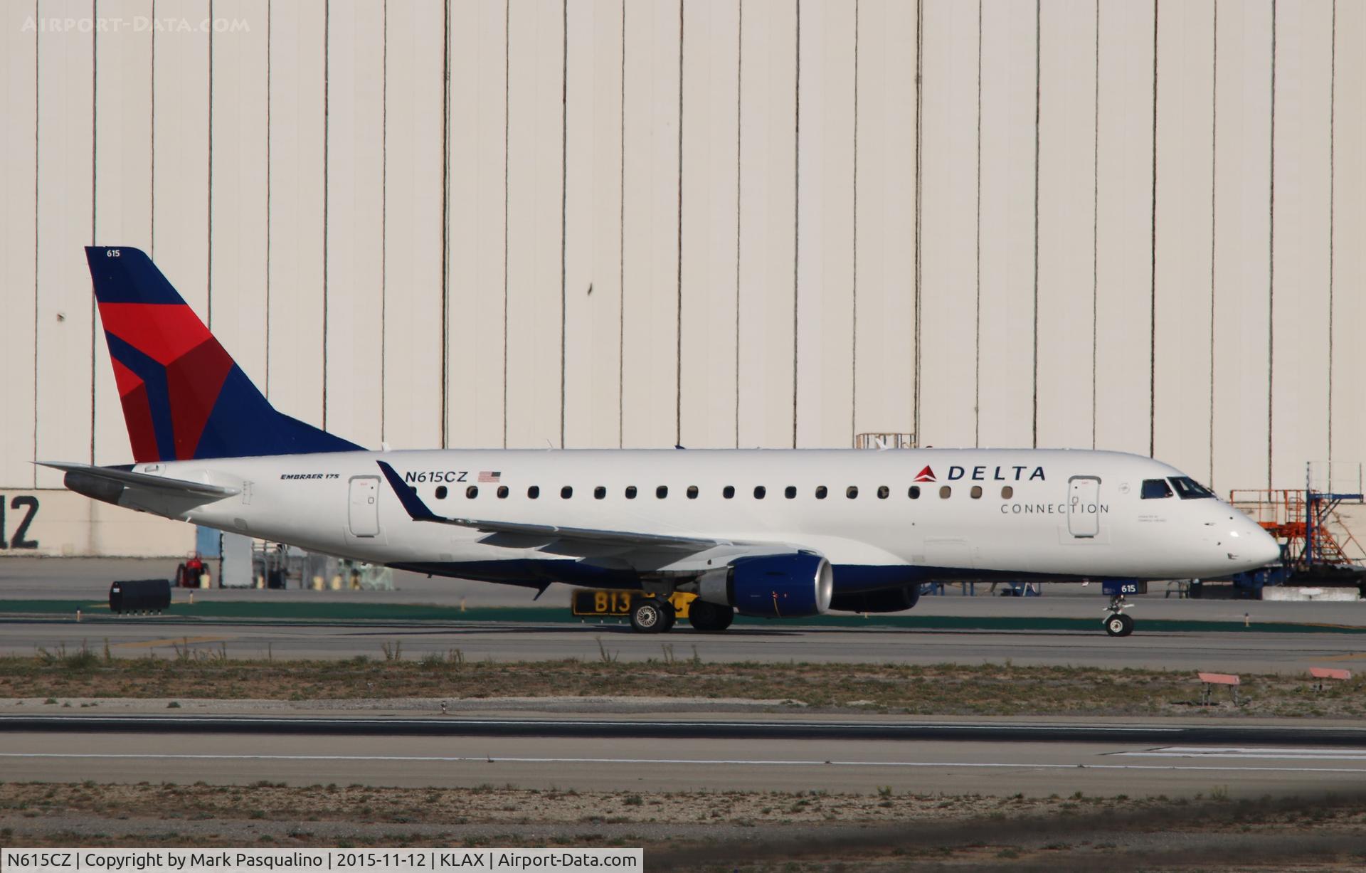 N615CZ, 2008 Embraer 175LR (ERJ-170-200LR) C/N 17000207, ERJ 170-200 LR