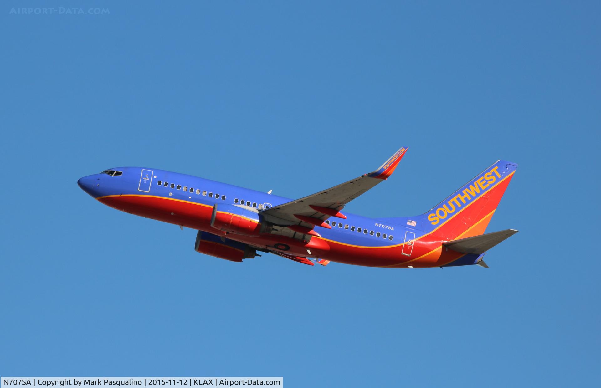 N707SA, 1997 Boeing 737-7H4 C/N 27841, Boeing 737-700